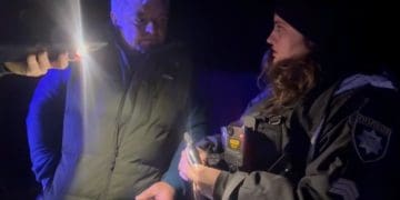 волонтер Іван Тихоліз