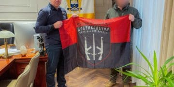 Тернопіль для ЗСУ: прапор з фронту як символ єдності захисників та громади