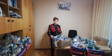 У Галицькому коледжі влаштували свято Миколая для маленьких Тернополян та їх батьків