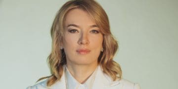 Оленa Шуляк