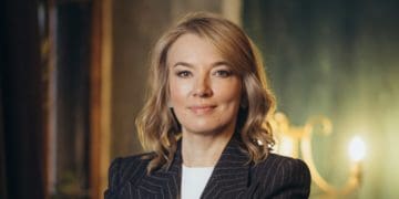 Оленa Шуляк