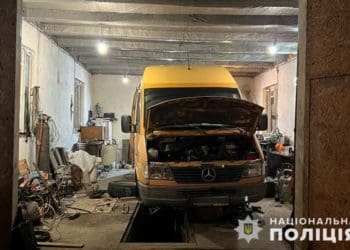 У Кременці на Тернопільщині чоловік загинув під час ремонту автомобіля