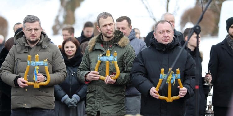 Біля Тернопільського ставу відбувся традиційний міжконфесійний молебень та чин освячення Йорданської води (фото)