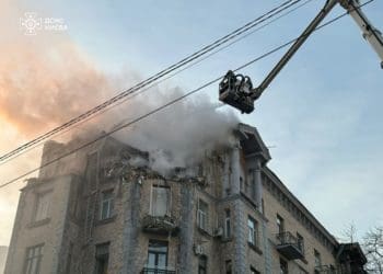 У перший день нового року ворог атакує столицю: є руйнування у двох районах