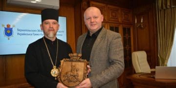 Мер Збаража Роман Полікровський взяв участь у зустрічі митрополита Теодора з головами громад Тернопільщини