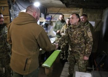 Командир 105-ї тернопільської бригади вручив нагороди військовослужбовцям підрозділів