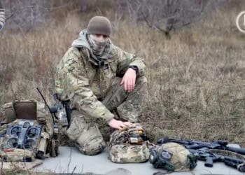 що у рейдовому та штурмовому рюкзаках оператора ССО