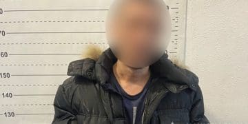 У Тернополі затримали чоловіка, який побив знайомого молотком та пограбував його