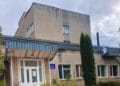 На Тернопільщині в лікарні селища Гусятин два роки руйнується дах