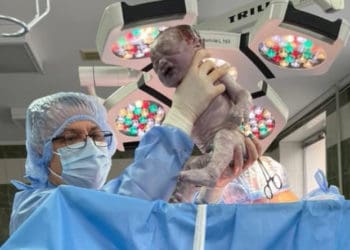 У перинатальному центрі «Мати і дитина» відзначили день кесаревого розтину