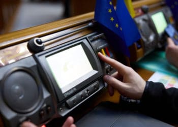 Верховна Рада продовжила воєнний стан та мобілізацію до 9 травня