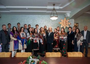 Актив студмістечка ЗУНУ привітав з Різдвом Христовим та Новим роком!