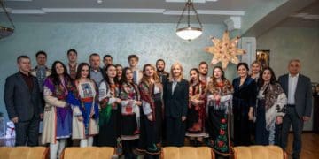 Актив студмістечка ЗУНУ привітав з Різдвом Христовим та Новим роком!
