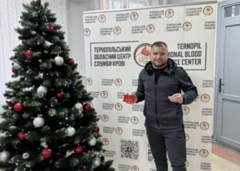 Колишній футболіст тернопільської «Ниви» став почесним донором України