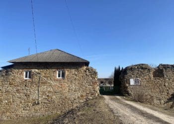 Микулинецький замок: історична пам’ятка, яка перетворилася на приватне житло