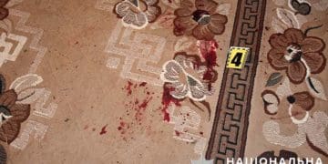 онук до смерті побив бабусю