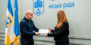 Двокімнатну квартиру від Тернополя передали родині, що втратила дім через ворожий дрон, – Сергій Надал