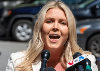 Керолайн Левітт