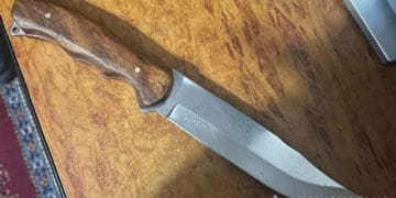 Рецидивіст із ножем: на Тернопільщині чоловік знову погрожував колишній дружині