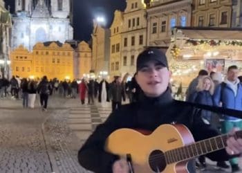 Вова Циган виступає