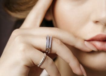 Каблучка на заручини — символ кохання та вічної відданості