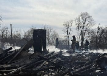 “Вціліли лише церковні дзвони, вінчальна корона і кадило”: на Тернопільщині вщент згорів 100-річний храм