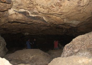 Тернопільщина туристична: печера Озерна – підземні красоти та історичні знахідки