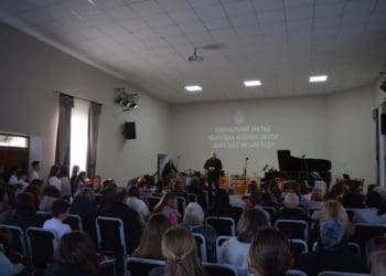 У Збаражі відкрили оновлений концертний зал музичної школи