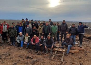 Добровольці з Тернопільщини поїхали будувати фортифікаційні споруди на сході країни