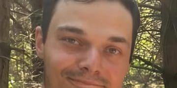 Олег Машаров