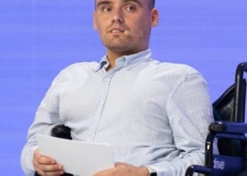 Вперше почув «син» у 23 роки: історія Миколи, який знайшов родину вже в дорослому віці