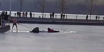 На озері у Тернополі чоловік провалився під лід