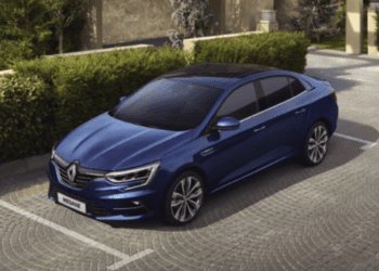Renault повертає на ринок популярний седан із економічним мотором