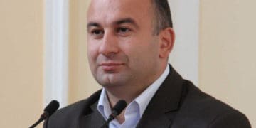 Головний земельник Тернополя задекларував будинок, квартиру і високу зарплату