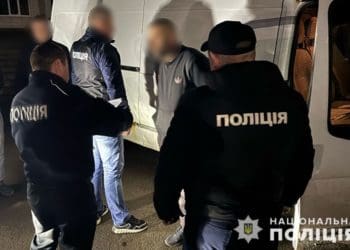 Чортківчанин вимагав 8 200 доларів хабара за документи на ставок