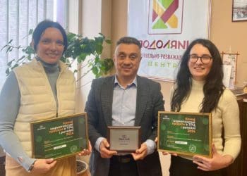 «Парад вертепів у Подолянах» став найкращим патріотичним проєктом України