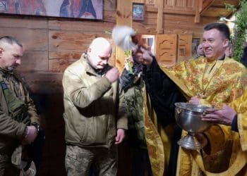 Воїни тернопільської 44-ої бригади посвятили вербу на передовій