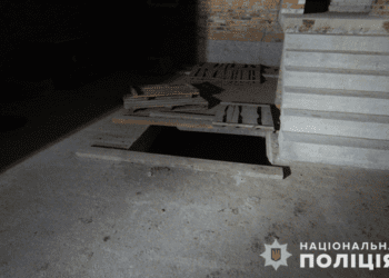 Чоловіка, якого оголосили в розшук, знайшли мертвим в підвалі гаража під Тернополем