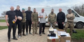 Сергій Надал на фронті передав батальйону Рейд 50 FPV дронів та системи EcoFlow