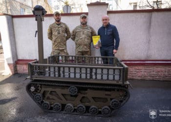 Роботизований комплекс “Мураха” від Тернополя передали для бійців 12-ї БрСпП “Азов”