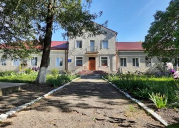 Курівецьку гімназію реорганізують у початкову школу через нові вимоги до фінансування