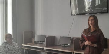 Тернопільська викладачка Ольга Петришин презентувала дебютну збірку поезій