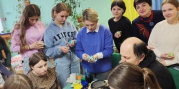 «Писанка як символ життя і перемоги»: студенти Тернопільського коледжу опановували мистецтво писанкарства