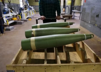 У Польщі допускають ймовірність війни: країна подвоює військовий бюджет та будує завод боєприпасів