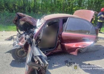 Смертельна ДТП на Чортківщині: між Яблуновом і Копичинцями зіткнулися вантажівка та легківка