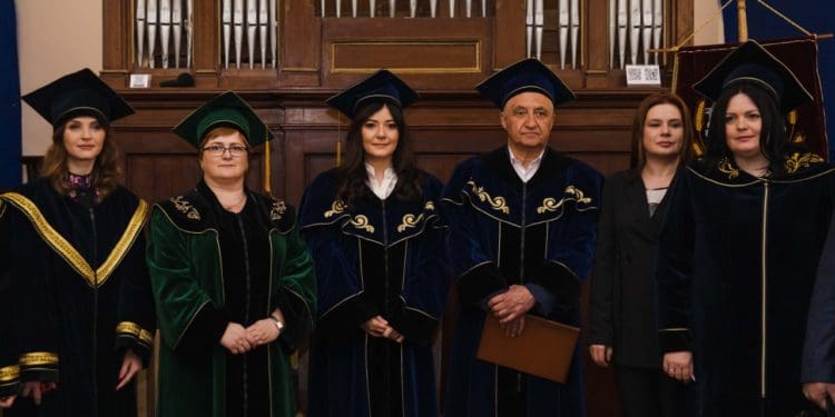 У Збаразькому замку вручили дипломи випускникам юридичного факультету ЗУНУ
