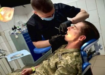 безоплатну стоматологічну допомогу