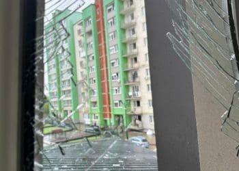 У Тернополі ліквідують наслідки ракетного удару в ніч на 25 травня