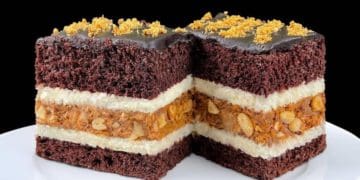 пляцок Снікерс