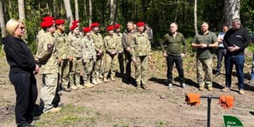 На Тернопільщині посадили 4077 дерев на згадку про 4077 днів війни